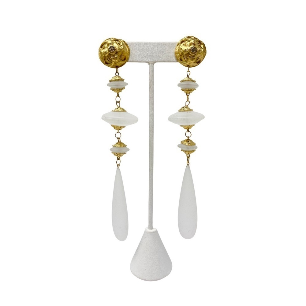 Vintage frosted lucite and matte gold dangle earrings